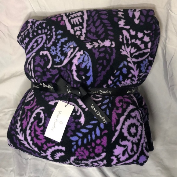 Vera Bradley Accessories Vera Bradley Purple Paisley Amethyst Throw